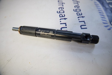 Форсунка топливная в сборе двигателя Weichai WP6.D132E200, WP6D152E200